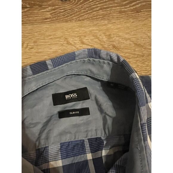 Hugo Boss Mens Blue Checkered Mens Short Sleeve Button Up Size Medium - Picture 3 of 3